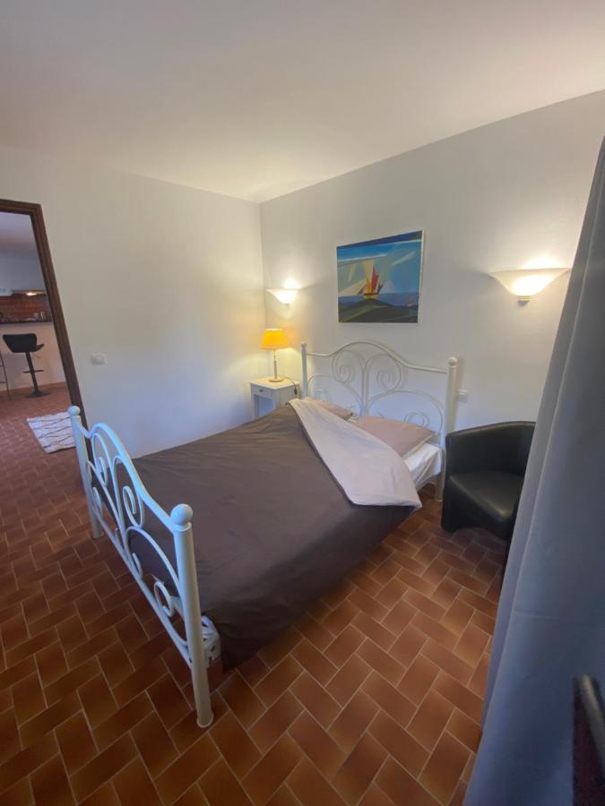 Charmant Appartement Au Coeur Du Village Tourrettes-sur-Loup Exteriér fotografie